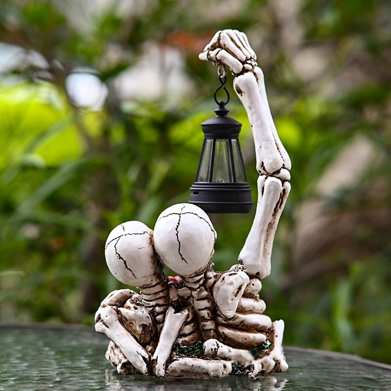 Uanit Halloween Couple Skull Lamp Halloween Decoration Outdoor Solar Garden Courtyard Festival Decoration