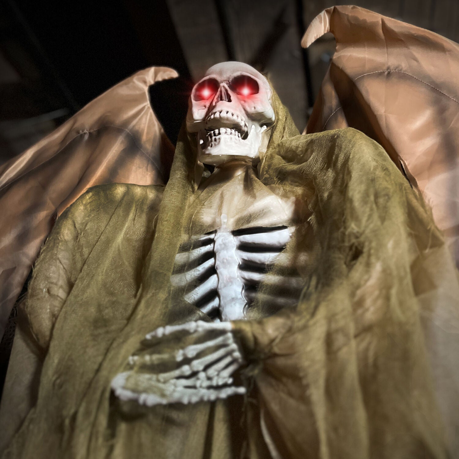 5.5 ft Life-size Animatronic Reaper with Wings, Halloween Decoration, HHWINGSKEL-4FLSA
