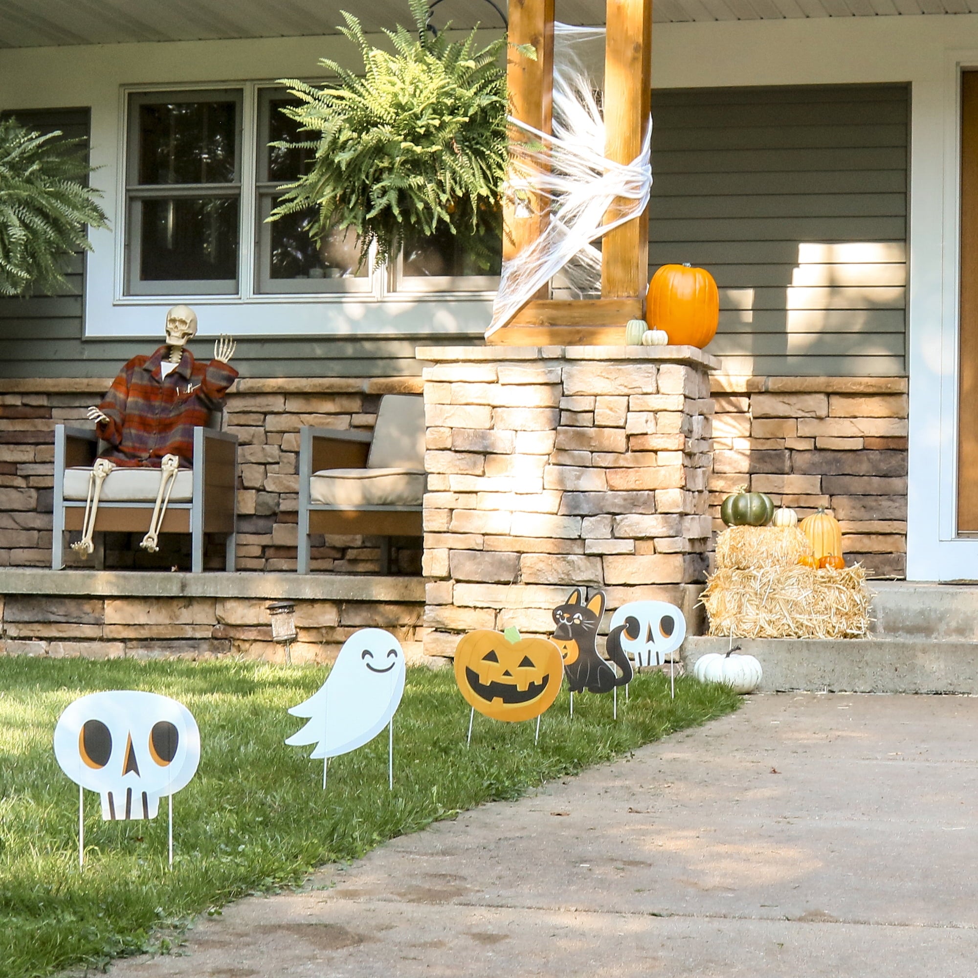 Big Dot of Happiness Jack-O'-Lantern Halloween - Black Cat Ghost Skull & Witch Hat Lawn Decor - Outdoor Kids Halloween Party Yard Decorations - 10 Pc