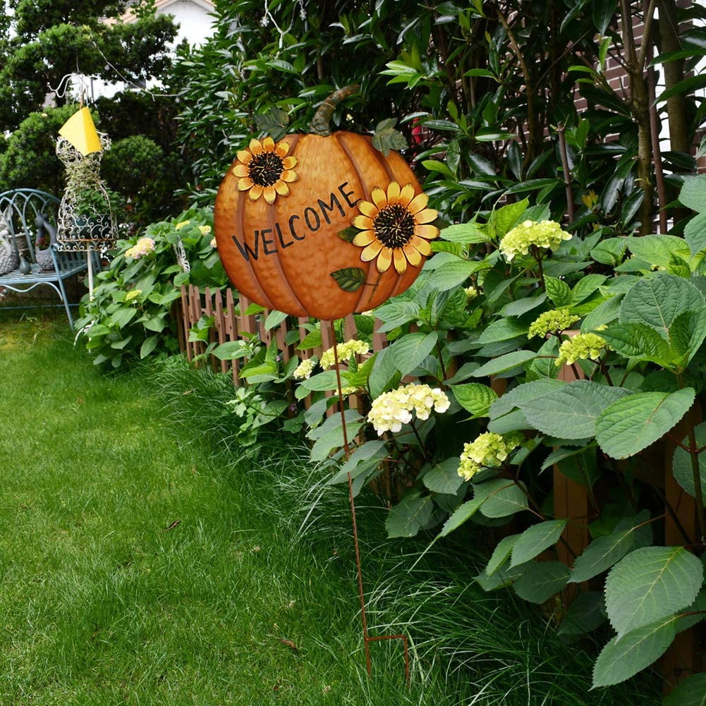 Pumpkin Garden Stake Metal Welcome Sign Fall Decor, Decorative Pumpkin Yard Garden Dcor Outdoor for Autumn Harvest Thanksgiving Halloween Rustic Pumpkin Decoration for Home (1, 14inX36.75in)
