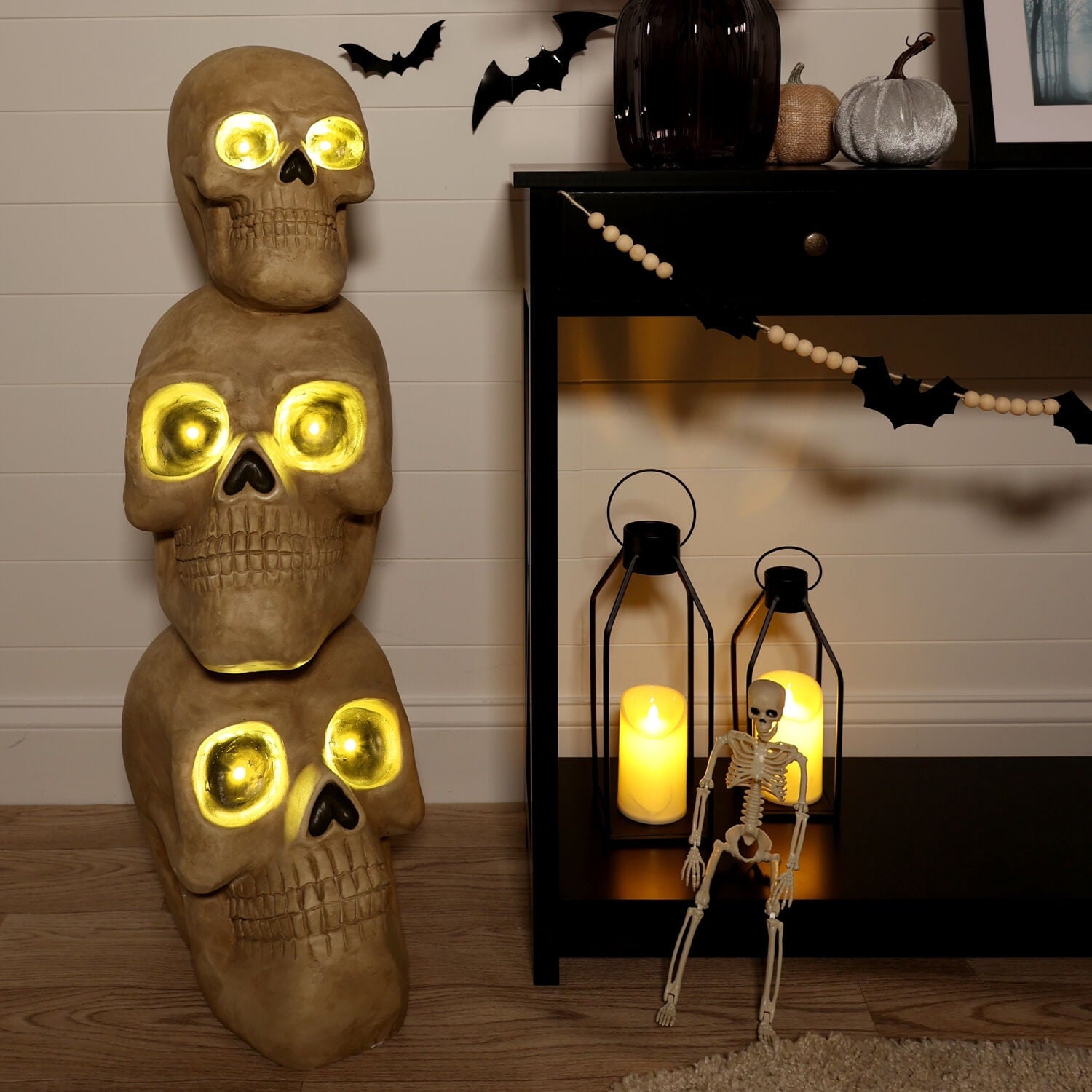 37" Skull Stack Statue with LED Eyes, Halloween Decor, HHMG036-1SKL-NAT