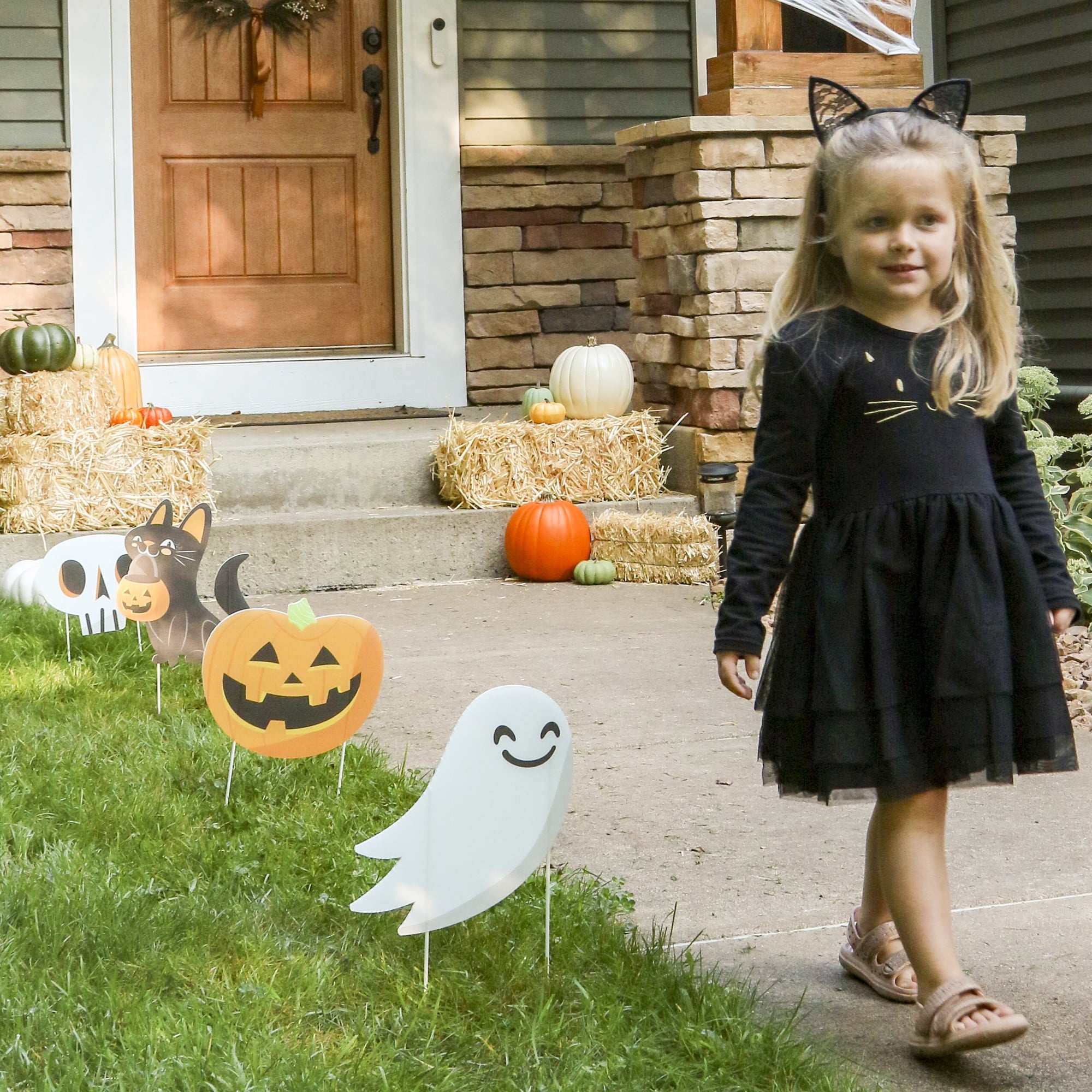 Big Dot of Happiness Jack-O'-Lantern Halloween - Black Cat Ghost Skull & Witch Hat Lawn Decor - Outdoor Kids Halloween Party Yard Decorations - 10 Pc
