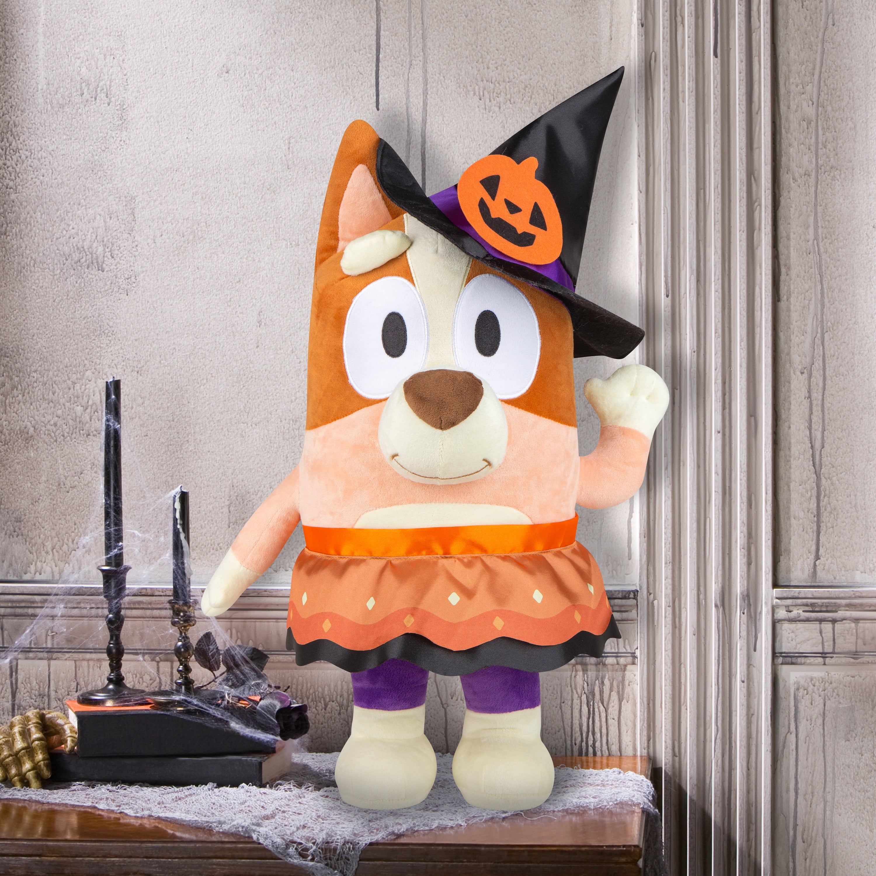 Halloween Porch Greeter Bingo as Witch 14.56 in x 12.59 in x 24.01 in 1.60 lb  Indoor/Outdoor Halloween Decoration